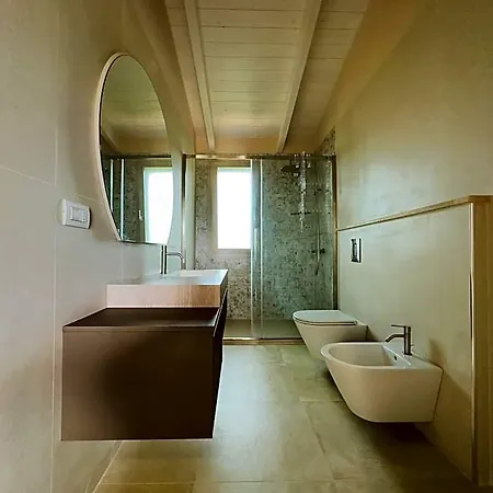 Aris Hotel